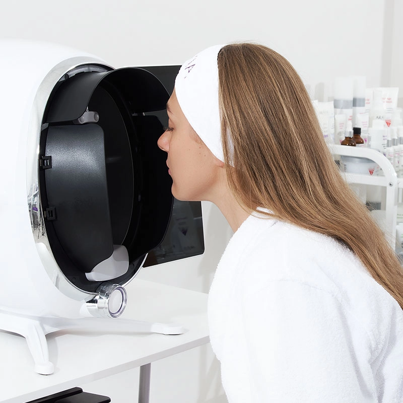 Диагностика кожи лица на 3D-анализаторе и процедура