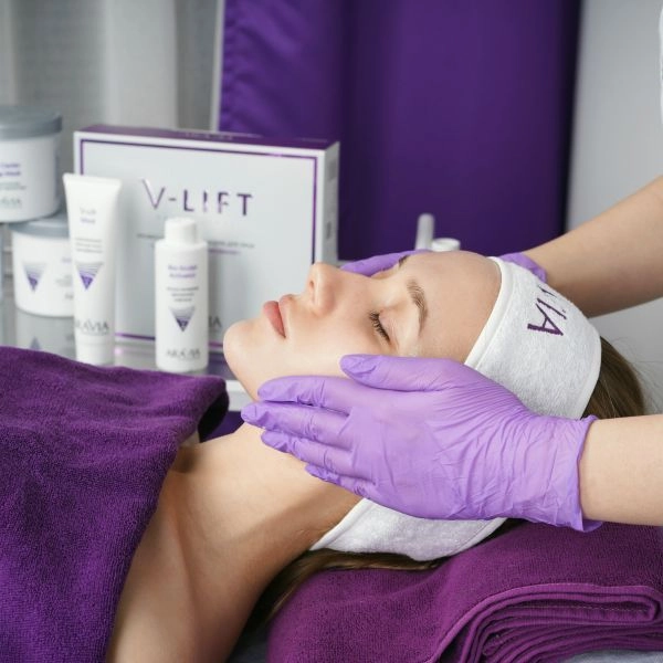 Лимфодренажный массаж лица и дренажное моделирование лица V-LIFT