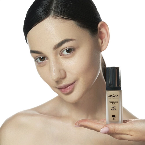 Тональный крем для лица матирующий SOFT MATTE / 04 темно-бежевый, 30 мл