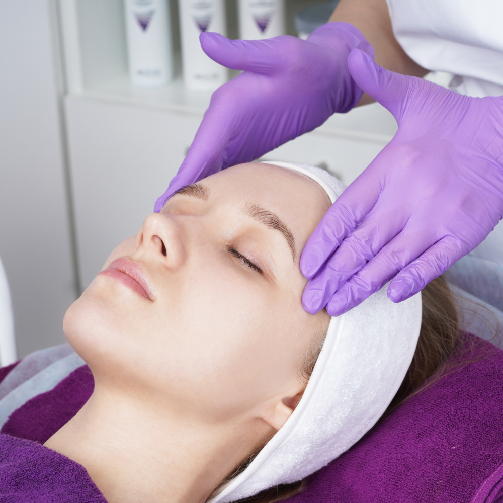 Ревитализирующий массаж лица